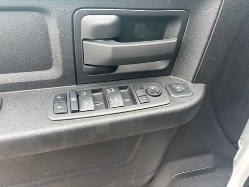 Used 2024 RAM 5500 Tradesman w/ Chrome Appearance Group AWD/4WD image 24