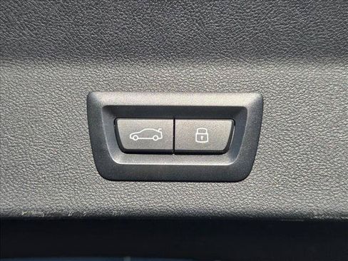 Used 2024 BMW X3 sDrive30i w/ Premium Package RWD image 7
