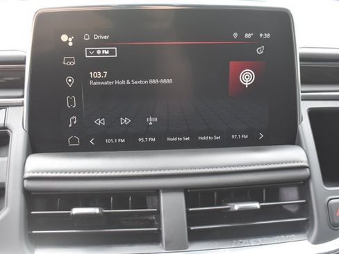 Used 2023 GMC Yukon XL SLE w/ Gmc Pro Safety Plus Package RWD image 26