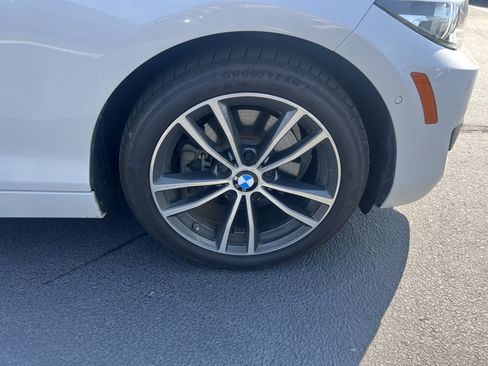 Used 2019 BMW 230i Coupe w/ Premium Package RWD image 12