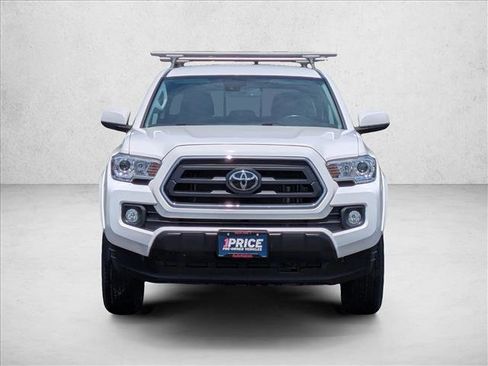 Used 2023 Toyota Tacoma SR5 AWD/4WD image 2