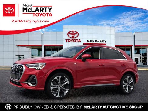 Used 2021 Audi Q3 2.0T Premium Plus w/ Premium Plus Package AWD/4WD image 1