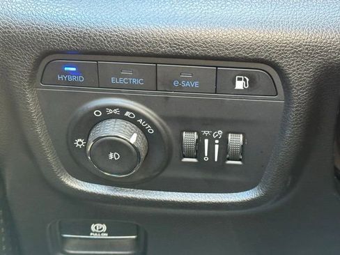 Used 2022 Jeep Grand Cherokee Limited 4xe w/ Luxury Tech Group II image 20