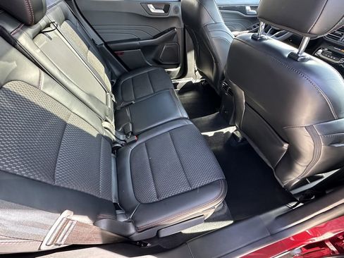 Used 2023 Ford Escape ST-Line Select w/ Tech Pack #2 image 17
