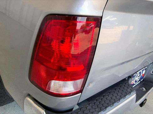 Used 2022 RAM 1500 Tradesman w/ Chrome Plus Package RWD image 29
