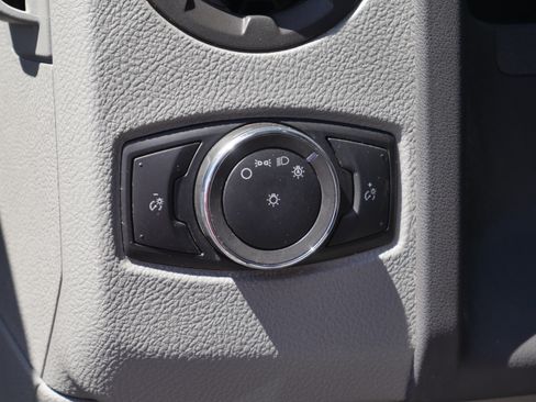 Certified 2024 Ford E-450 and Econoline 450 Super Duty RWD image 5