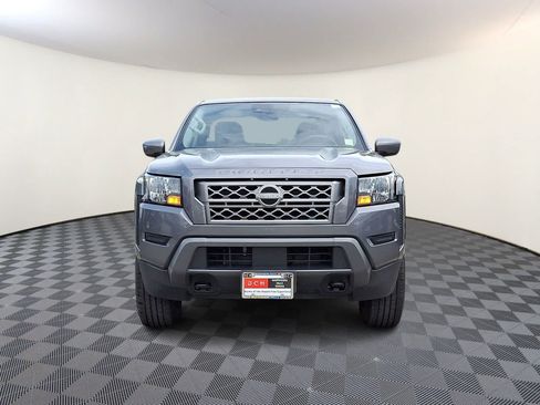 Used 2024 Nissan Frontier SV AWD/4WD image 3