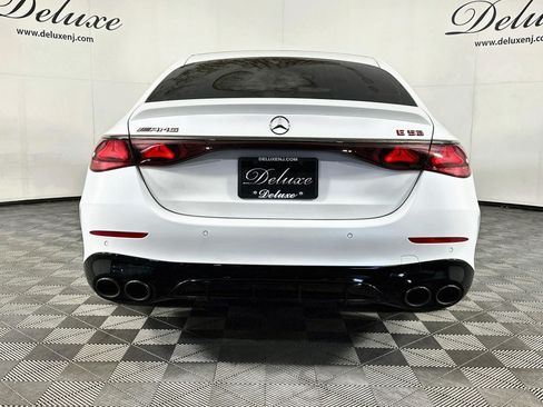 Used 2025 Mercedes-Benz E 53 AMG e 4MATIC Sedan image 5