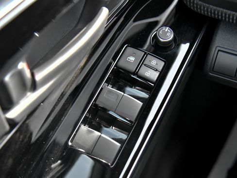 Used 2023 Toyota bZ4X FWD w/ Weather Package image 38