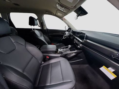 New 2025 Kia Telluride LX image 29