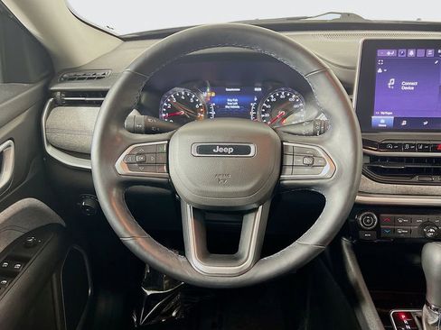 Used 2022 Jeep Compass Latitude w/ Convenience Group FWD image 11