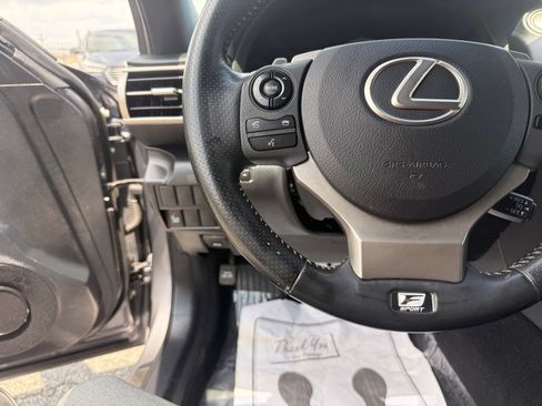 Used 2015 Lexus IS 250 w/ F-Sport Package RWD image 18
