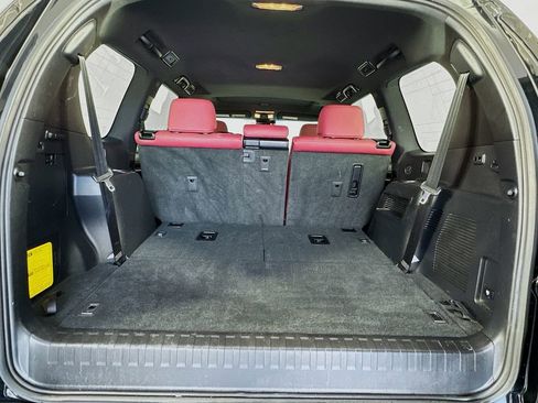 Used 2023 Lexus GX 460 Premium w/ Premium Package image 27