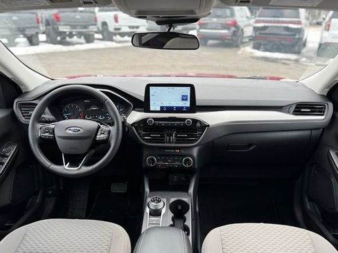 Used 2022 Ford Escape SE w/ Convenience Package image 2
