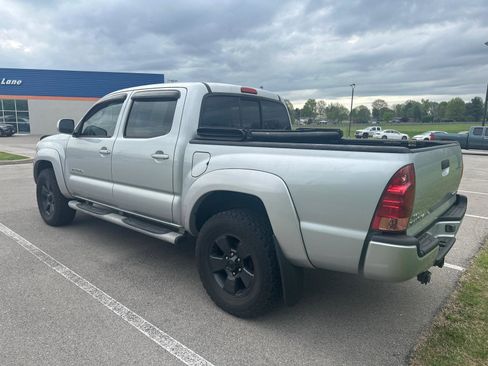 Used 2005 Toyota Tacoma 4x4 Double Cab image 9