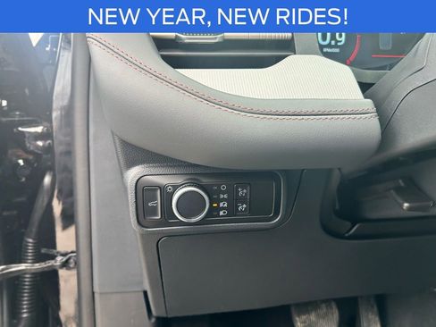 New 2026 Ford Explorer Active image 14