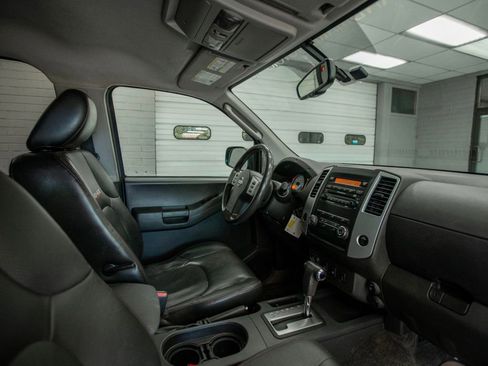 Used 2011 Nissan Xterra PRO-4X w/ Pro-4x Leather Pkg AWD/4WD image 14