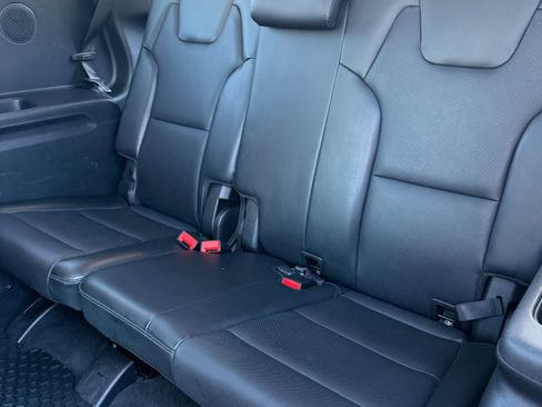 Used 2022 Kia Telluride SX w/ SX Prestige Package image 10