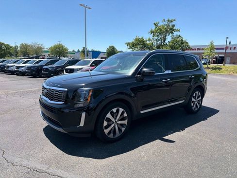 Used 2020 Kia Telluride S AWD/4WD image 16
