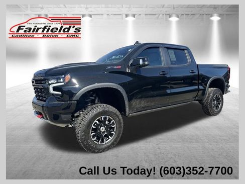 Used 2025 Chevrolet Silverado 1500 ZR2 w/ Technology Package AWD/4WD image 1
