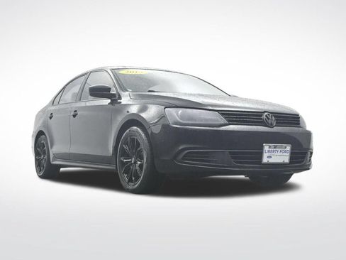 Used 2013 Volkswagen Jetta S FWD image 39