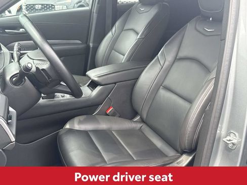 Used 2025 Cadillac XT4 Premium Luxury FWD image 13