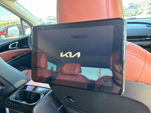 Used 2024 Kia Carnival SX FWD image 17