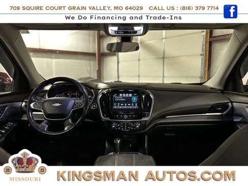 Used 2018 Chevrolet Traverse LT FWD image 25