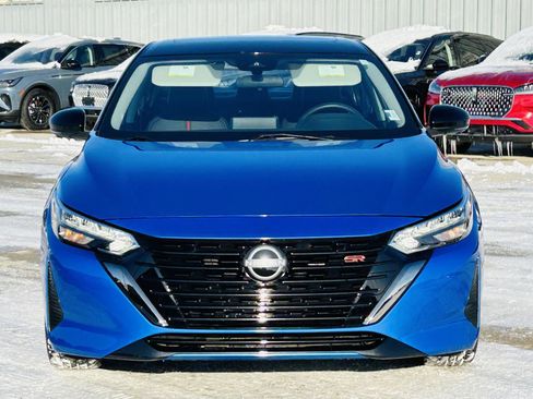 Used 2024 Nissan Sentra SR w/ SR Premium Package image 34