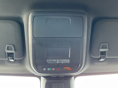 Used 2026 Chevrolet Equinox LT w/ Convenience Package II FWD image 20