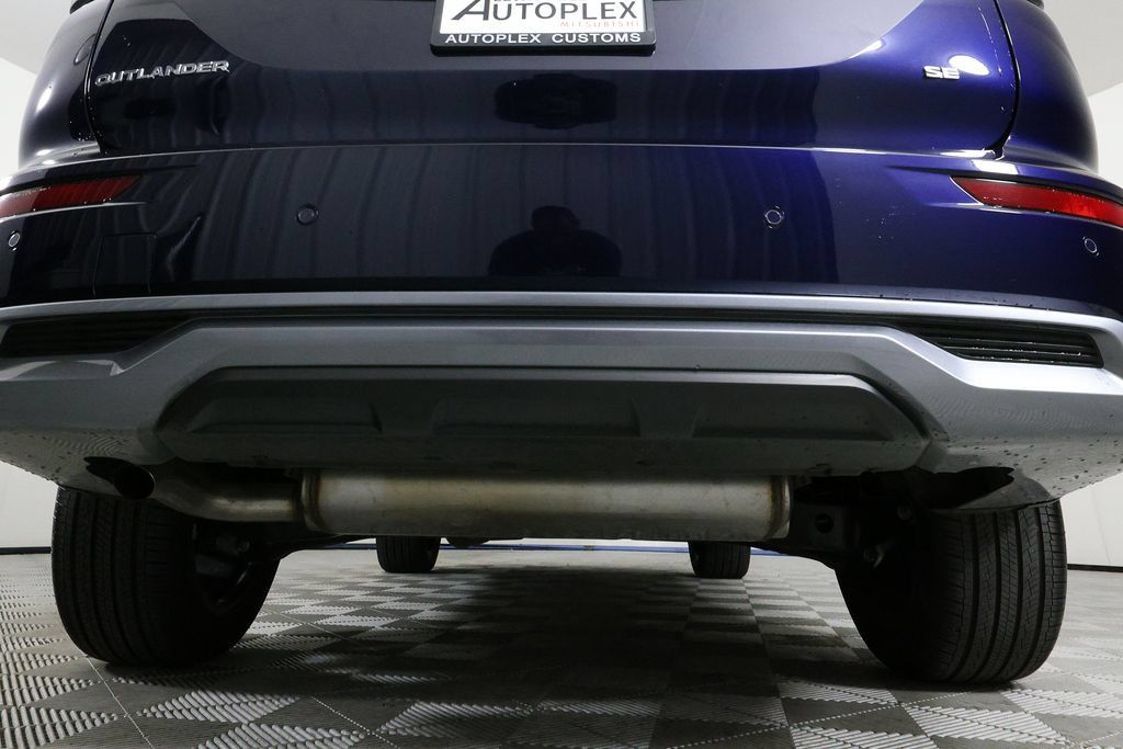 Used 2025 Mitsubishi Outlander SE FWD image 46