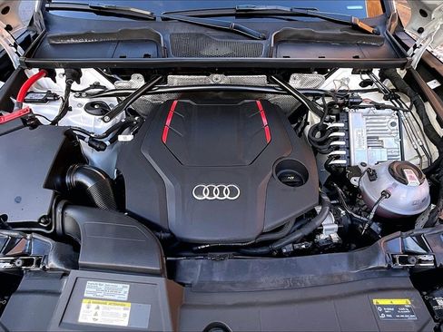 Used 2024 Audi SQ5 Premium Plus w/ Premium Plus Package image 30