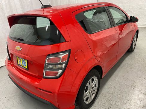 Used 2020 Chevrolet Sonic LT image 7