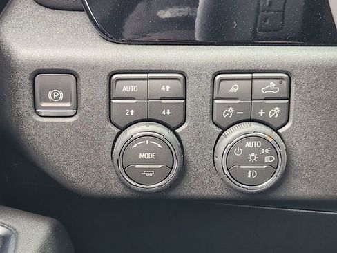 New 2026 Chevrolet Silverado 1500 LTZ w/ Z71 Off-Road Package AWD/4WD image 17