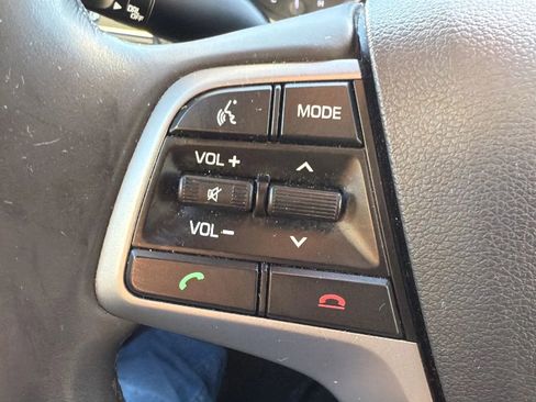 Used 2017 Hyundai Elantra Value Edition image 12