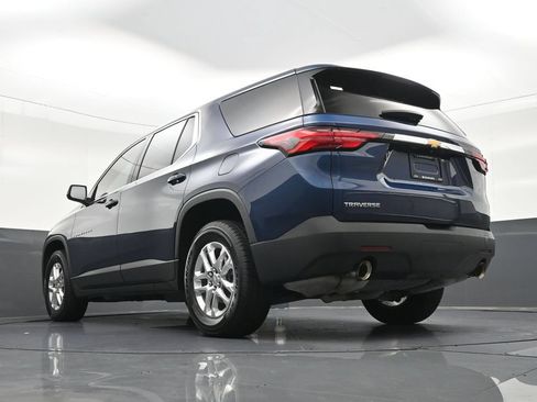 Used 2023 Chevrolet Traverse LS FWD image 26