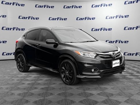 Used 2021 Honda HR-V Sport image 8