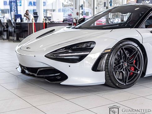 Used 2018 McLaren 720S Luxury image 4
