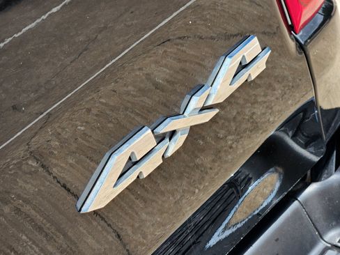 Used 2023 RAM 1500 Laramie AWD/4WD image 21