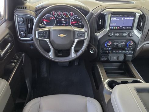 Used 2021 Chevrolet Silverado 1500 LTZ AWD/4WD image 15