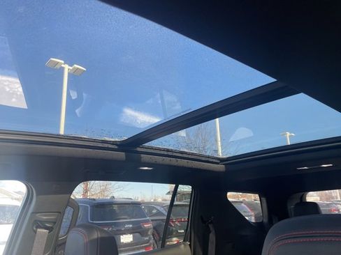 Used 2025 Chevrolet Traverse RS w/ LPO, Floor Liner Package image 12