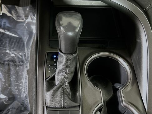 Used 2023 Toyota Camry SE image 20