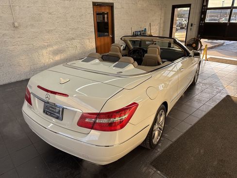 Used 2011 Mercedes-Benz E 350 E 350 image 12
