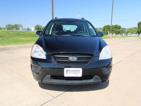 Used 2009 Kia Rondo LX FWD image 2