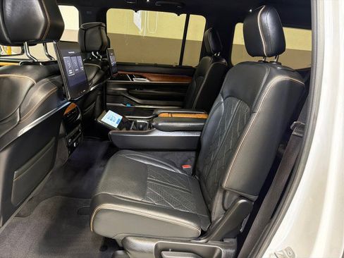 Used 2022 Jeep Grand Wagoneer Series III w/ Rear Seat Video Group 1 image 27