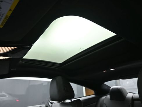 Used 2025 BMW 430i Coupe image 10