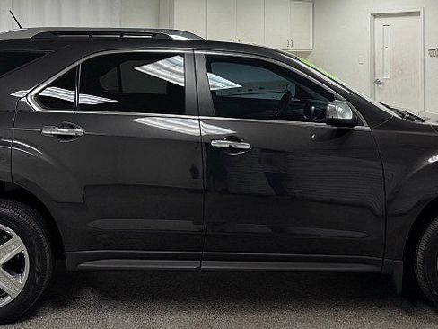 Used 2015 Chevrolet Equinox LTZ image 4