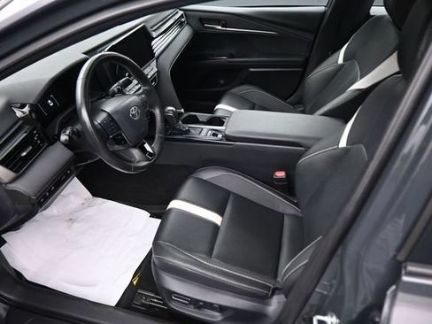 Used 2026 Toyota Camry SE FWD image 21