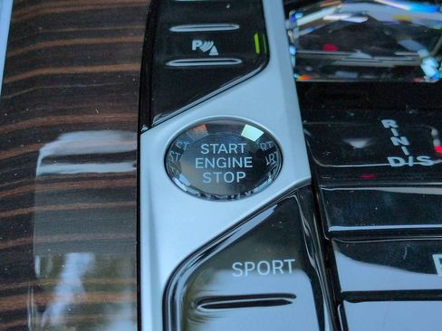 New 2026 BMW X5 xDrive40i w/ Executive Package AWD/4WD image 29