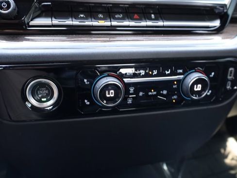 Used 2022 Chevrolet Silverado 1500 LT image 22